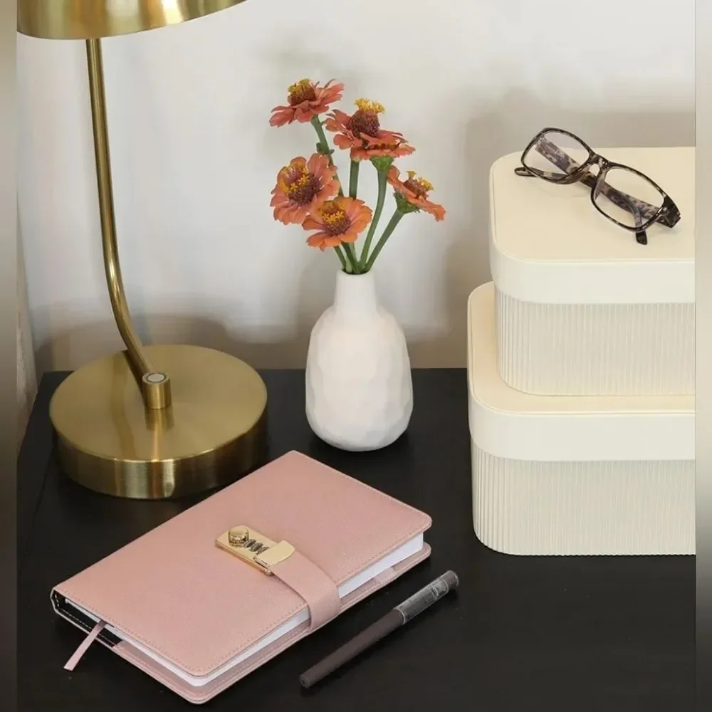 🔸️⏭️NWOT Pink Combination Lock Faux Leather Refillable Journal